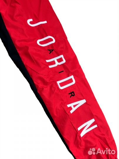 Ветровка Jordan