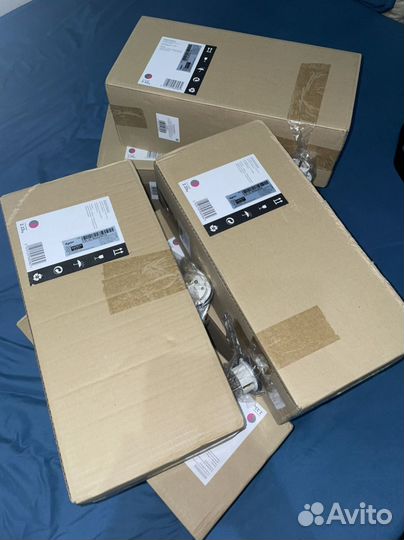 Фен Dyson Supersonic HD08, никель/фуксия, CN вилка