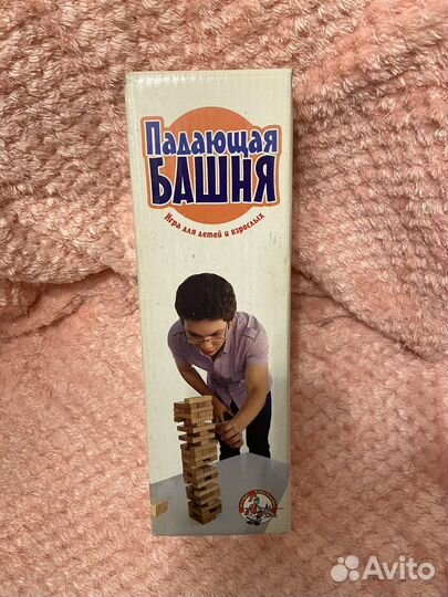 Падающая башня