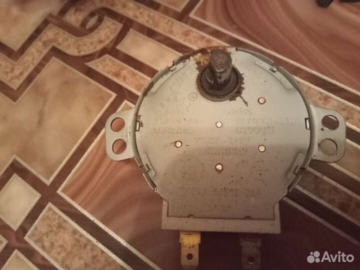 Запчасти на микроволновую печь Rolsen