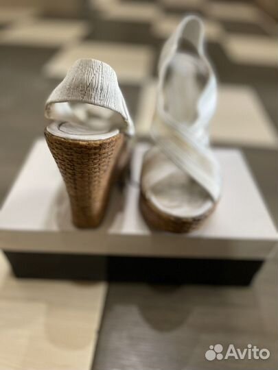 Босоножки женские 38 размер