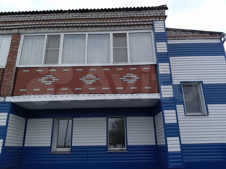 Коттедж 187 м² на участке 7 сот.