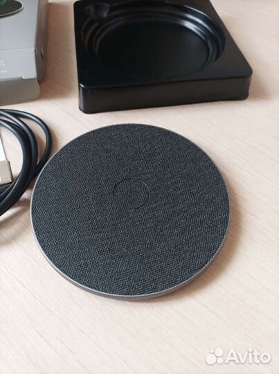 Беспроводное зарядное устройство новое