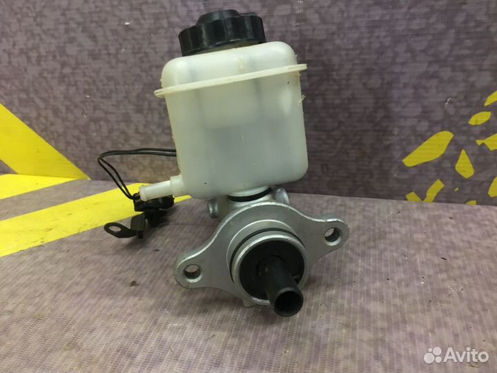 Цилиндр тормозной главный с бачком Спектра М/Т абс