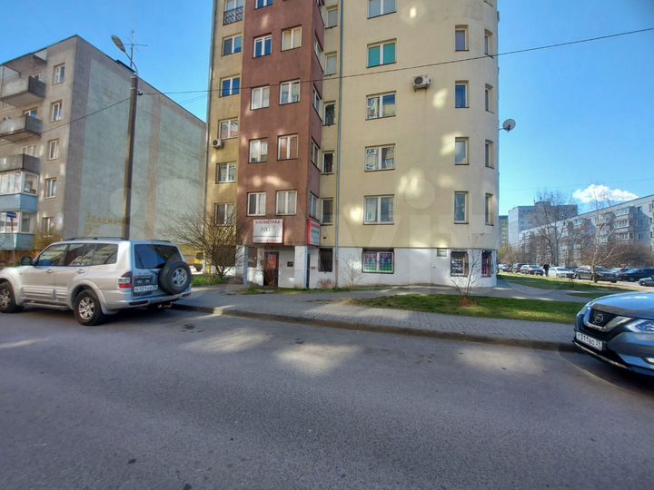 Сдается офис, 54 кв.м., 1/9 эт