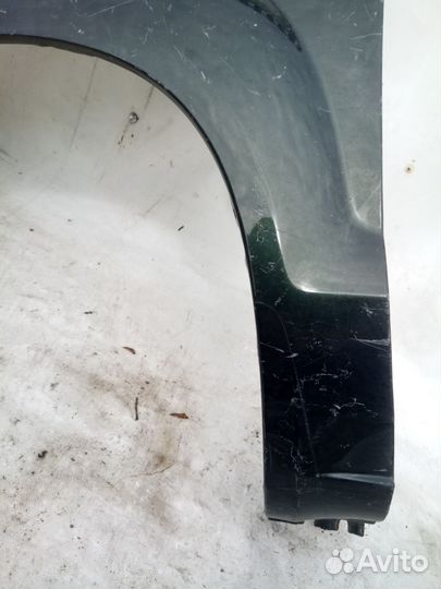 Крыло переднее левое Hyundai Tucson 2007г