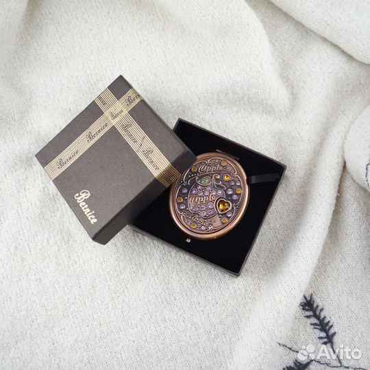 Зеркало складное карманное космитеческое Bernice