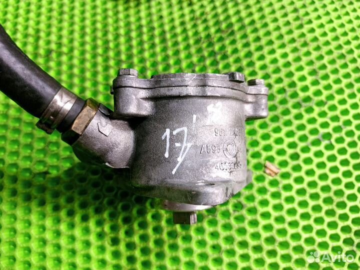 Насос вакуумный Alfa-Romeo