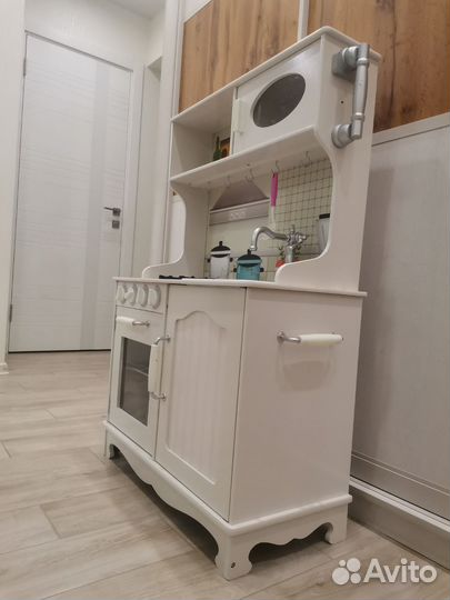 Детская деревянная кухня