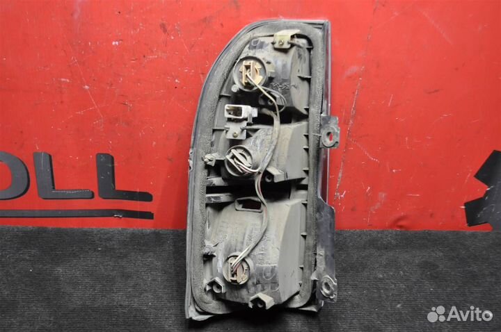 Фонарь задний правый toyota land cruiser prado V