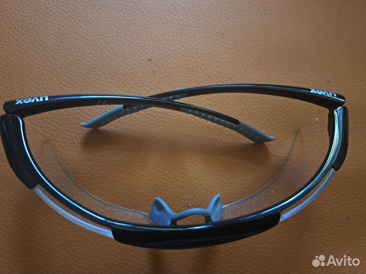 Очки спортивные