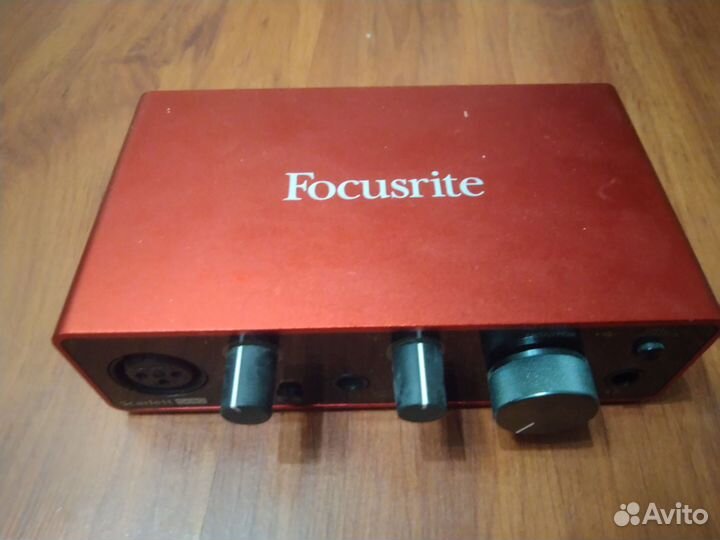 Внешняя звуковая карта focusrite scarlett solo