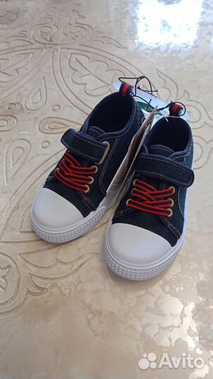 Кеды для мальчика и для девочки