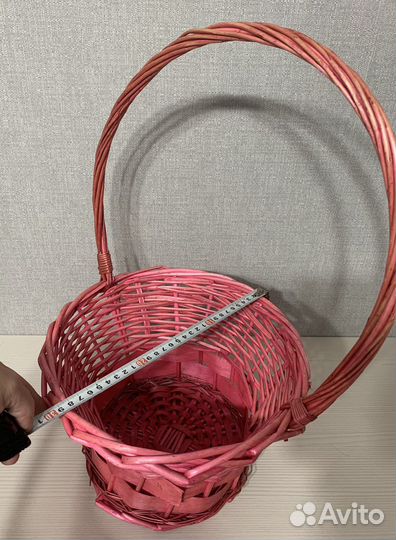 Корзина плетеная из лозы