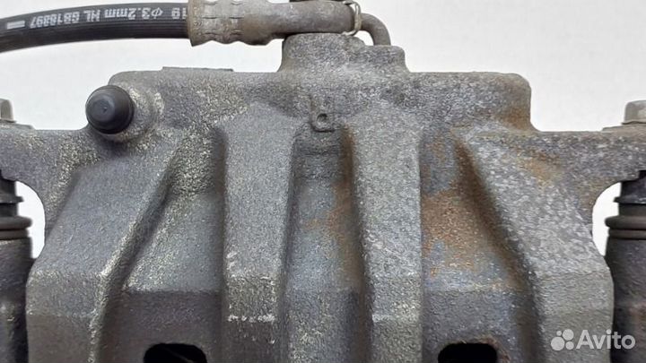 Суппорт тормозной передний правый Lexus Es300H