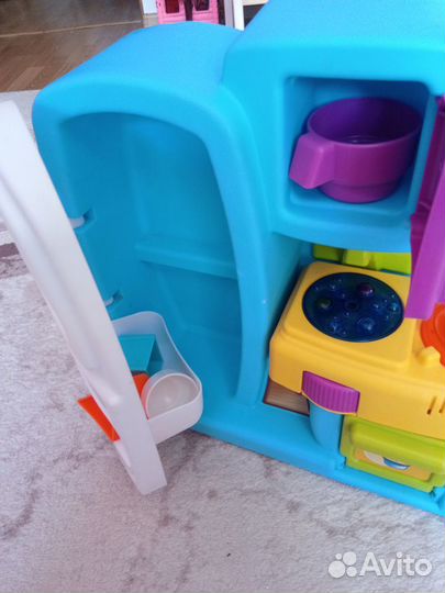 Игрушка кухня