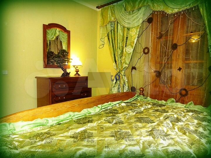 Коттедж 560 м² на участке 20 сот.