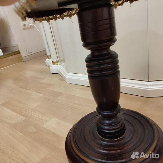 Стульчик для пианино