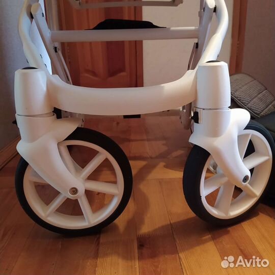 Коляска 2 в 1 adamex