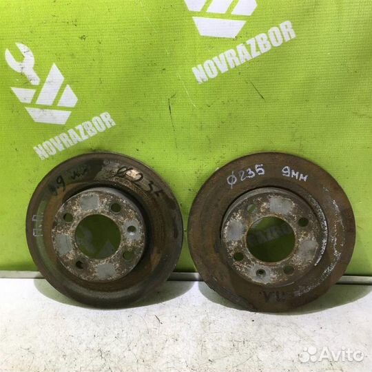 Диск тормозной передний не вентилируемый Фольксв