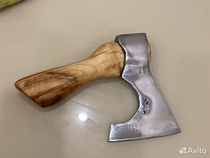 Топор кулачный