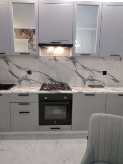 3-к. квартира, 88 м², 13/18 эт.