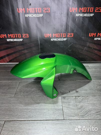 Переднее крыло ex650e