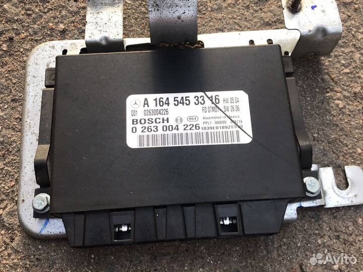 Блок управления парктрониками Мерседес мл гл 164