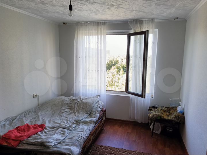 Комната 24 м² в 3-к., 8/9 эт.