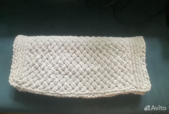 Мягкий и плюшевый плед ручной вязки 120 x 65