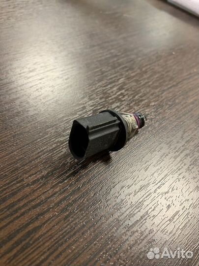 Датчик температуры охлаждающей жидкости Volkswagen