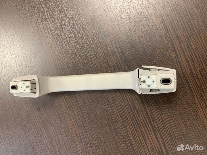 Ручка потолка Bmw X3 2.0D E83 N47 2009