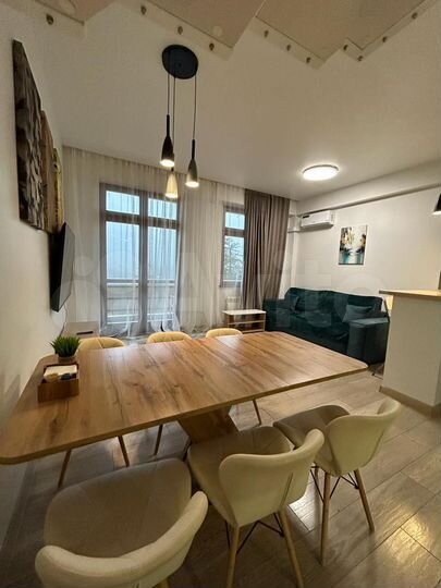3-к. квартира, 120 м², 4/8 эт.