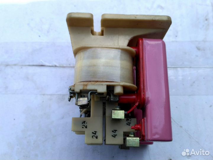 Контактор герксиконовый