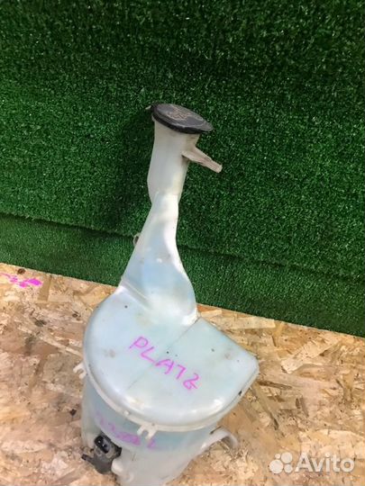 Бачок омывателя Toyota Platz NCP12 2001