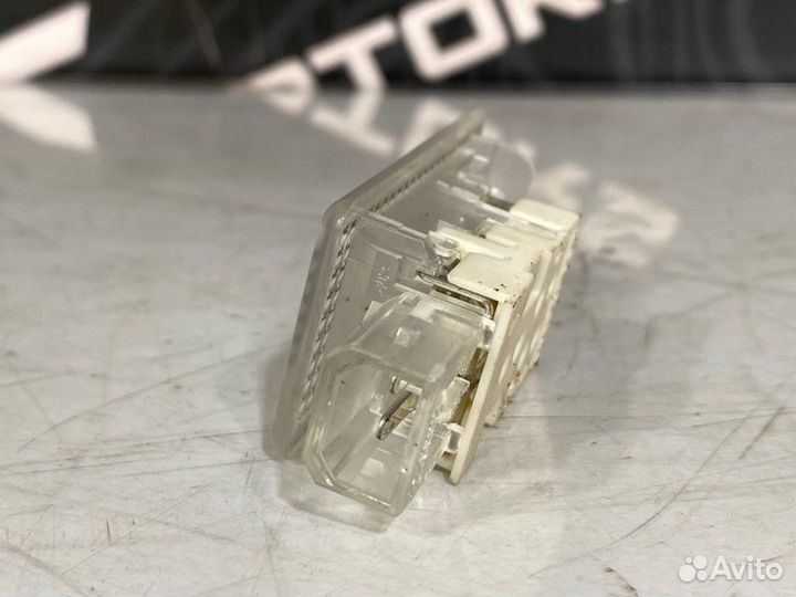 Плафон салона Audi A4 B6 ASN 2004