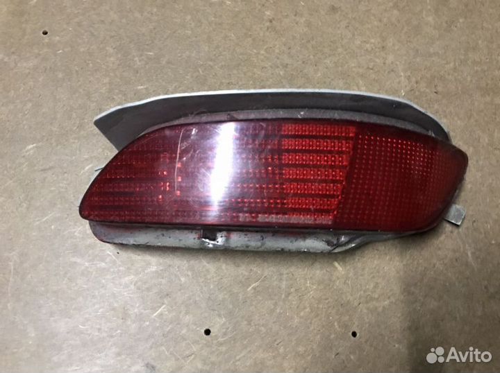 Lexus rx 350 задний правый фонарь в бампер