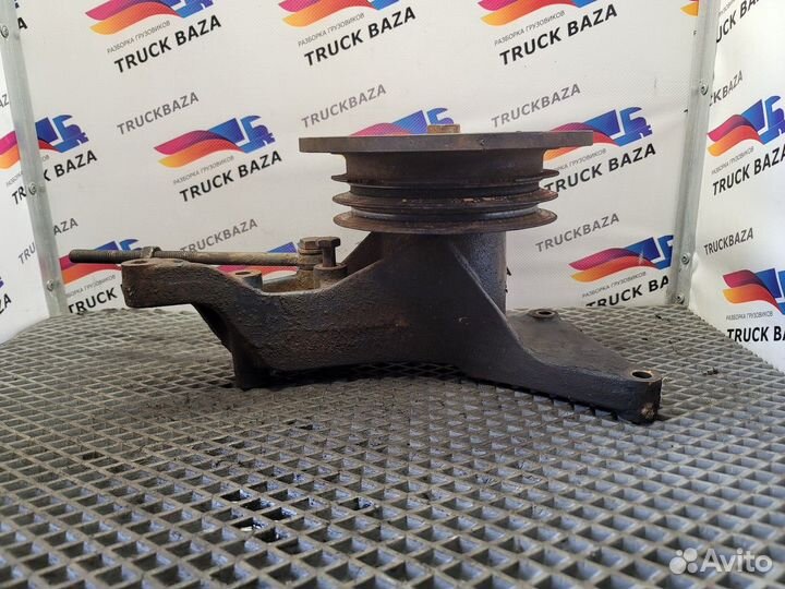 Кронштейн термомуфты Man F2000