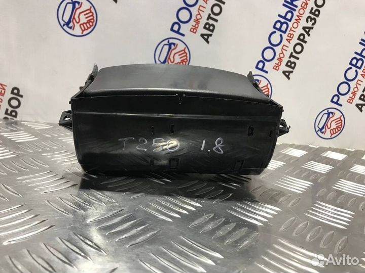 Пепельница Toyota Avensis 2 T250