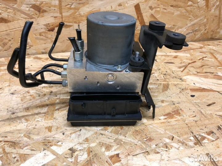 Блок abs Infiniti G35 V36 3.5 2007