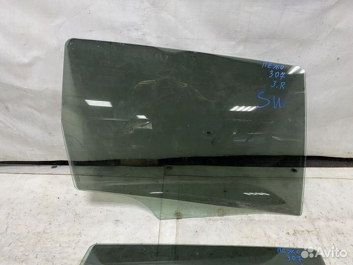 Стекло задней двери Peugeot 307 SW