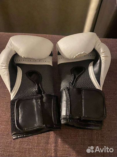 Боксерские перчатки 12 oz everlast