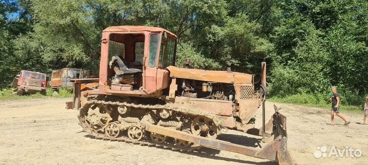 Бункер ДТС 413ДТ, 1990