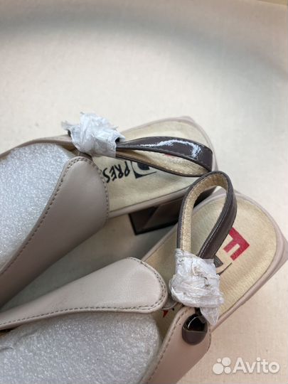 Босоножки женские 39