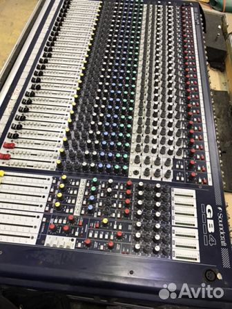 Микшерный пульт