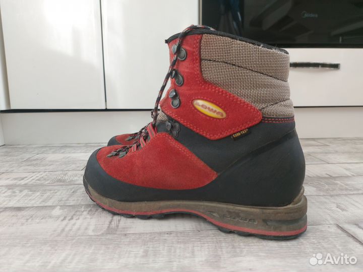 Альпинистские ботинки