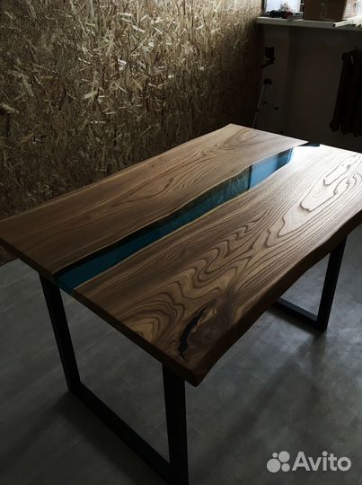 Стол из слэбов карагача