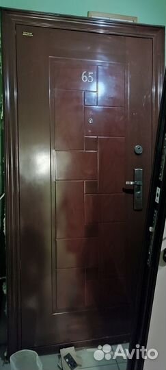 Дверь входная металлическая