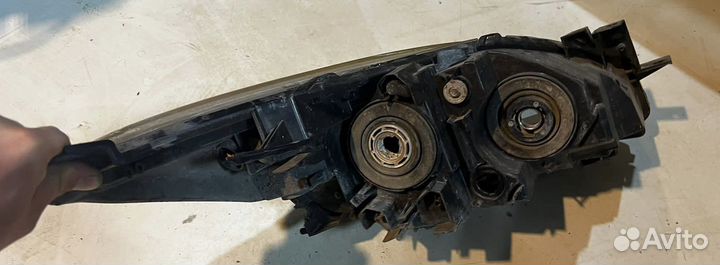 Продам фару левую Мазда 3 BL