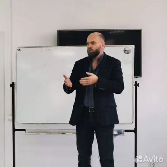 Бизнес-тренер по продажам и переговорам